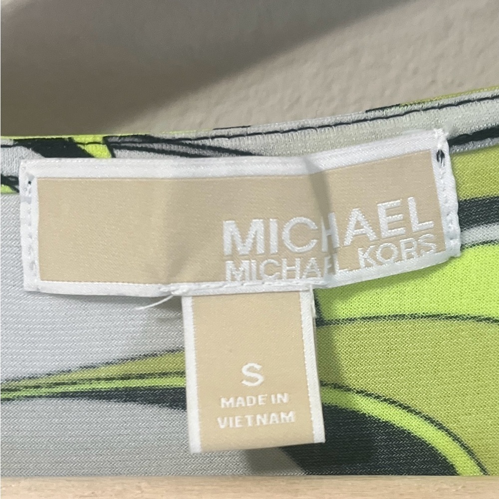 Michael Kors sleeveless top size Small - Picture 5 of 10